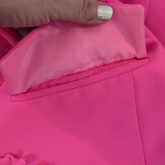 Pink Floral Embellished Blazer with Tailored Silhouette - Picture 9 of 12